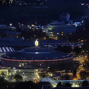 Schoene Grosse 2 Schlafzimmer Bis 6 Pax Naehe Stadion Signal Iduna Apartment